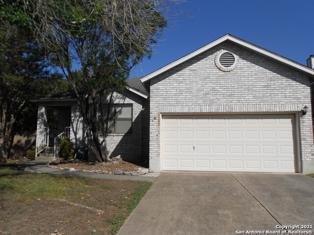 Foto principal - 3431 Heather Bluff
