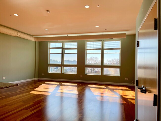 Foto del edificio - 10 Ocean Ave