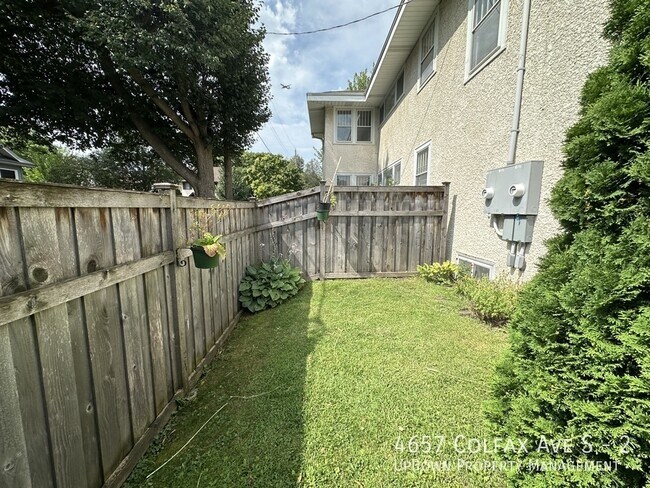 Foto del edificio - 4657 Colfax Ave South