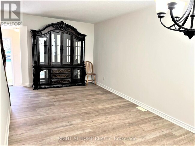 Building Photo - 105 Tacom Cir
