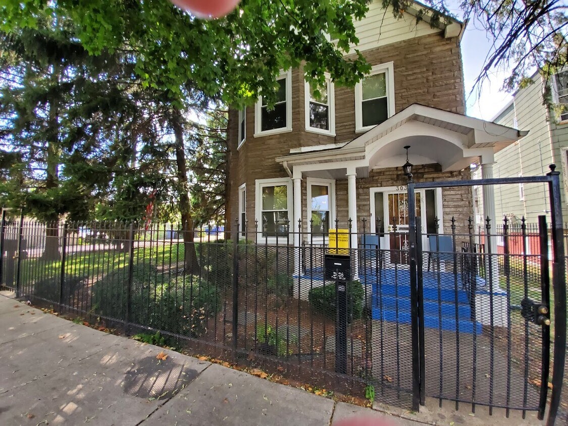 3036 N Drake Ave Unit 2F, Chicago, IL 60618 Apartments Chicago, IL