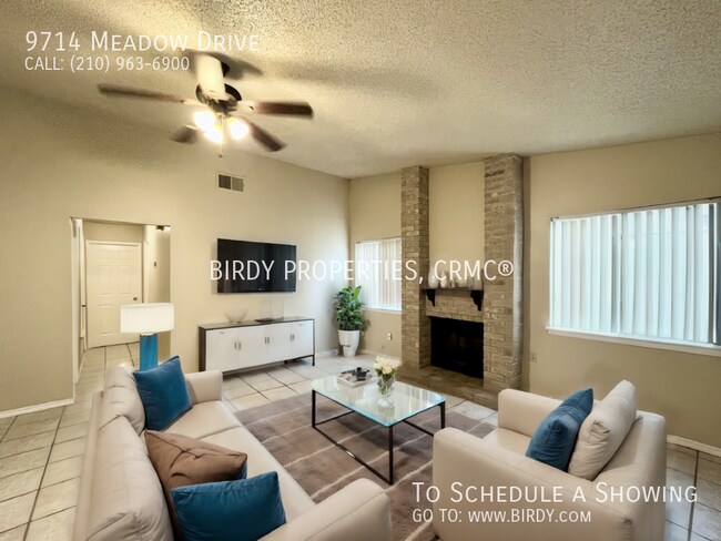 Foto del edificio - "Charming 3-Bed Home with Cozy Fireplace o...