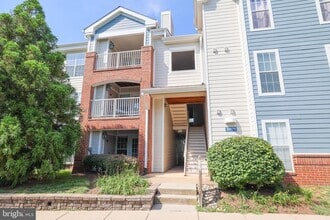 Building Photo - 20979 Timber Ridge Terrace