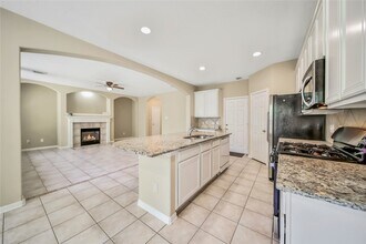 Building Photo - 111 W Burberry Cir