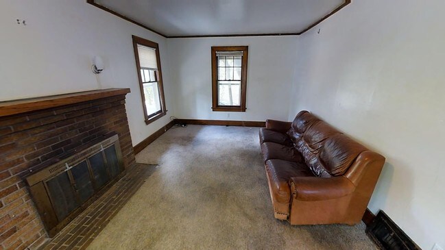 Building Photo - 814 Sybil St
