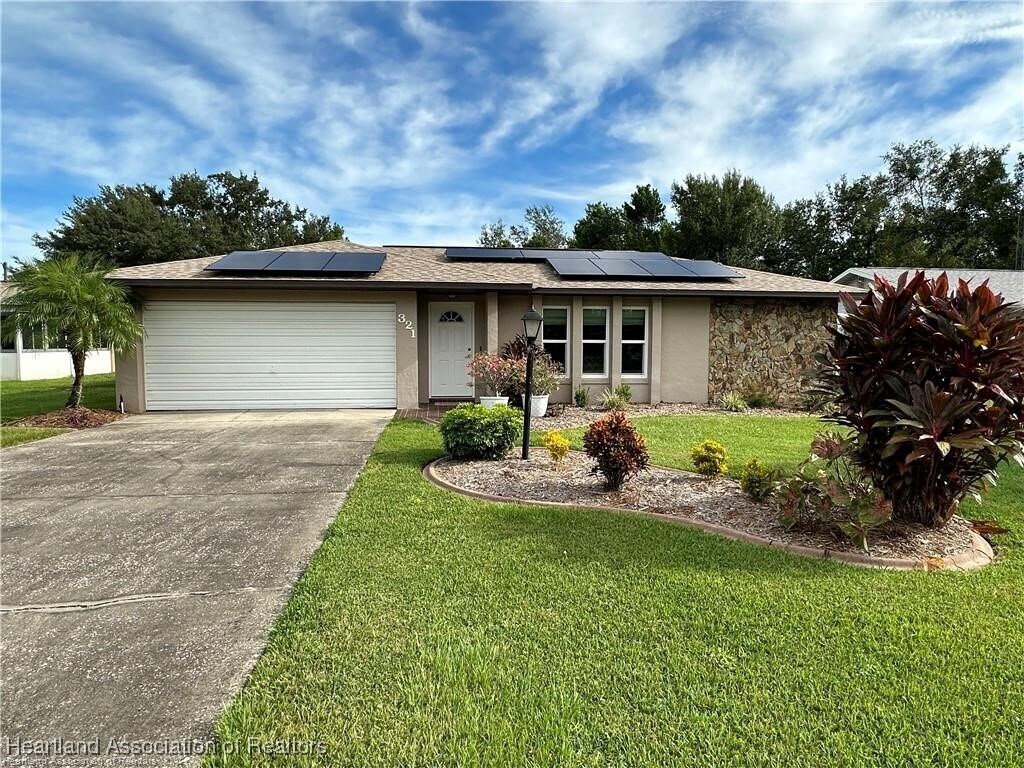 Foto principal - 321 Rail Ave