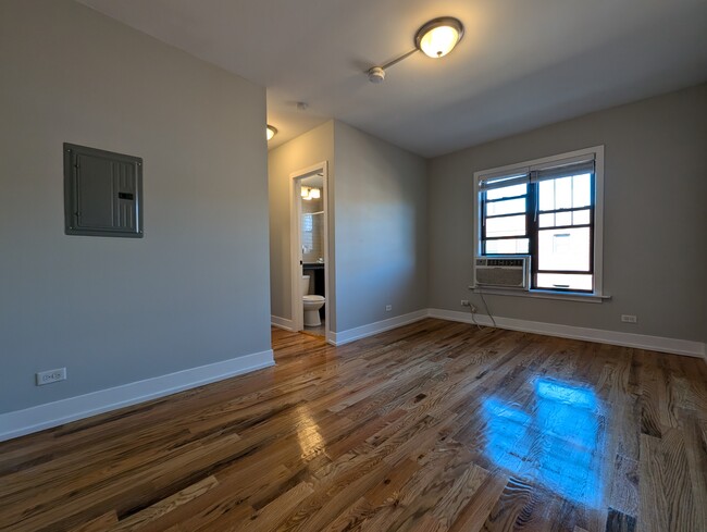 Building Photo - 2907 N Mildred