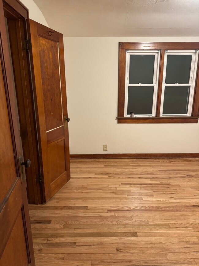 Building Photo - 1944 S 92nd St