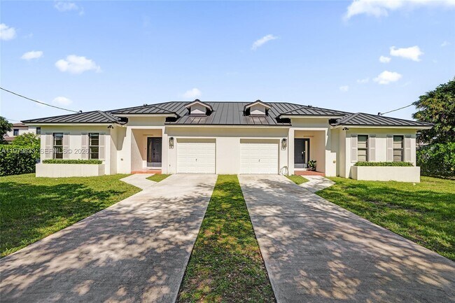 Foto del edificio - 8371 SW 122nd St