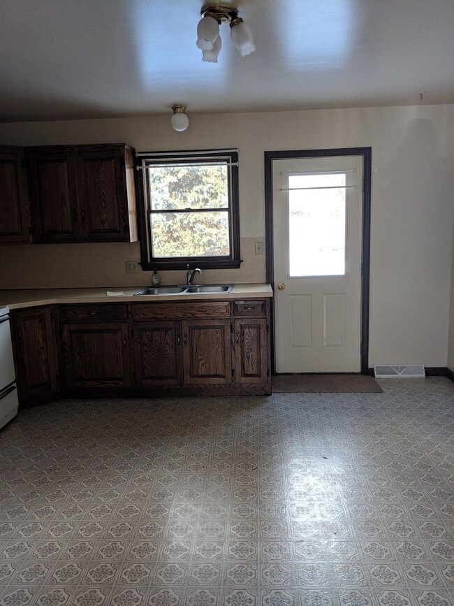 Foto del edificio - 239 N Plum St