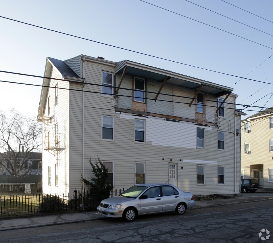 4446 Division St, Manville, RI 02838 Apartments in Manville, RI