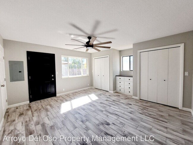 Building Photo - 2 br, 2 bath House - 2913 Jefferson Street NE
