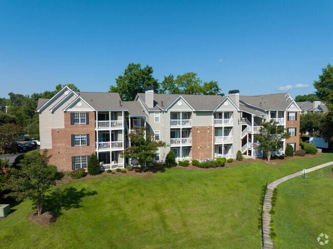 Building Photo - Granby Crossing