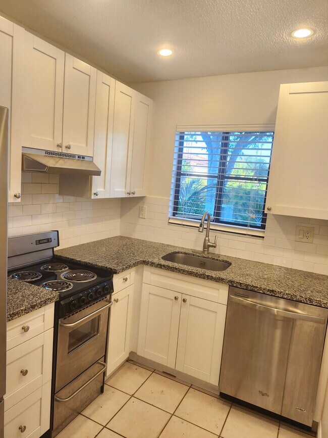 Foto del edificio - 3822 SW 79th Ave