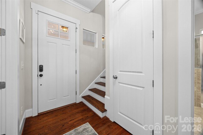 Foto del edificio - 522 Spring Landing Dr