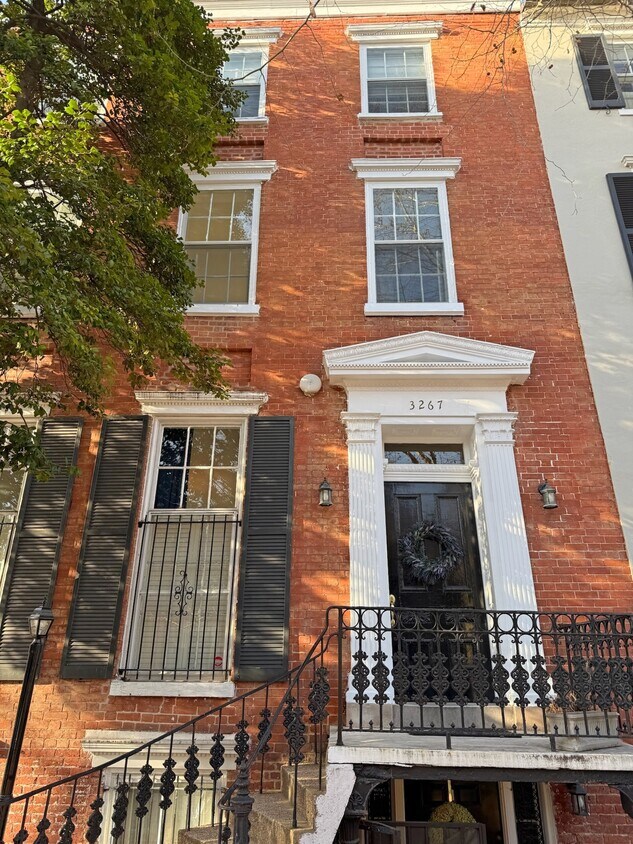 Foto principal - 3267 N St NW