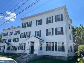 Building Photo - 521 Massabesic St