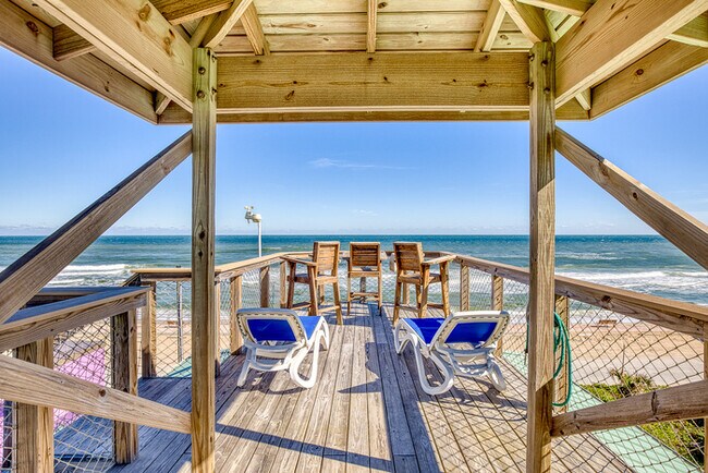 Building Photo - 6618S / Little Latitude / Oceanfront Home