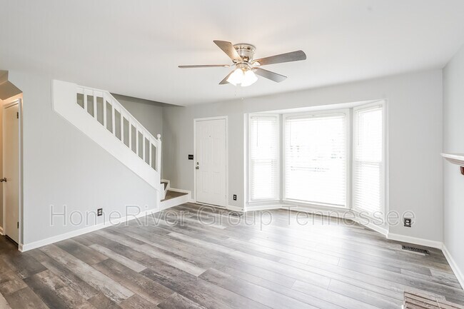 Foto del edificio - 1042 Rolling Meadow Dr