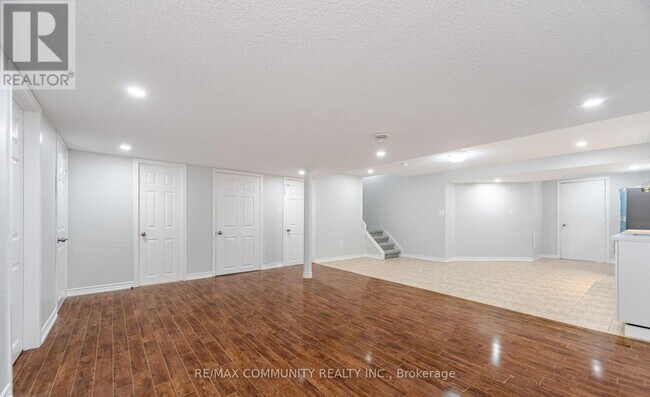 Building Photo - 53 Hoyle Dr