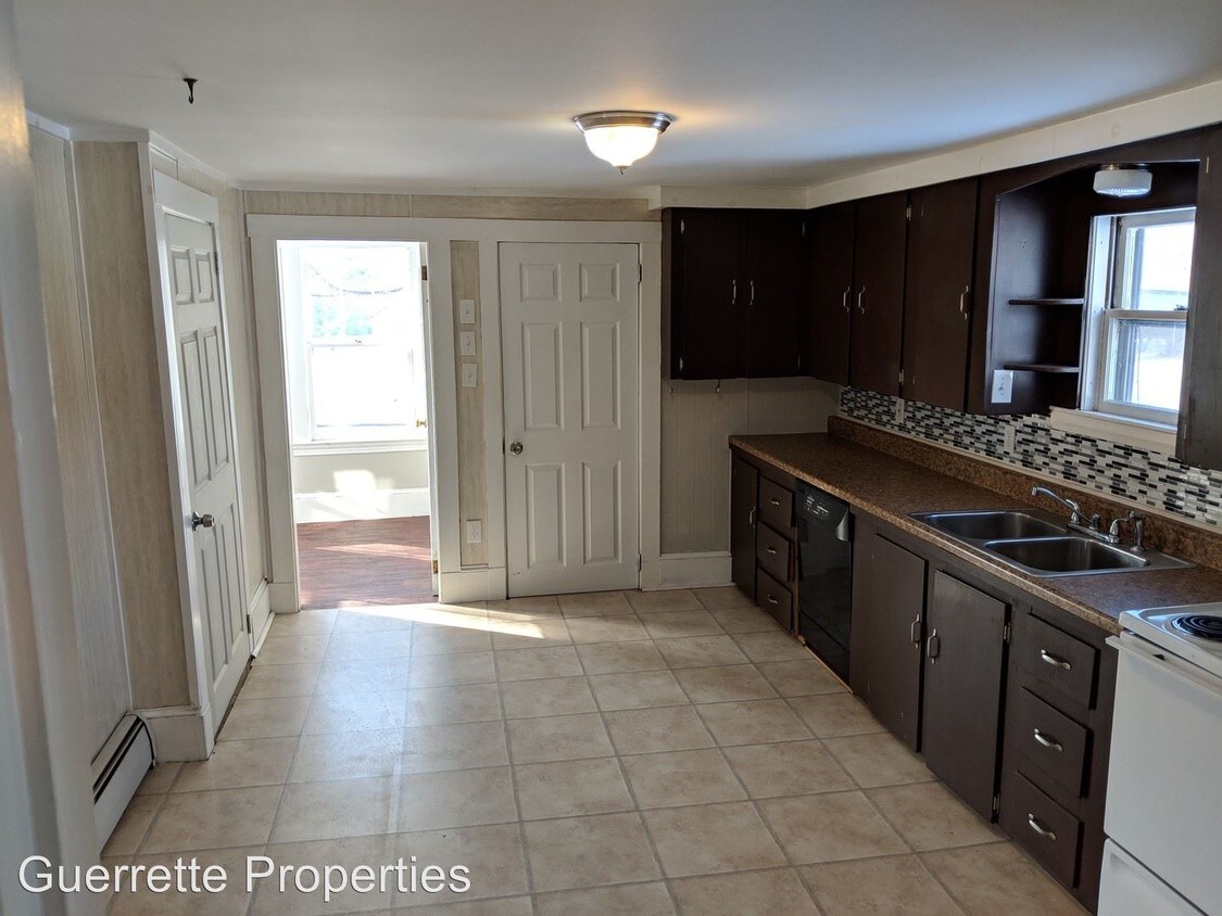 Foto principal - 3 br, 2 bath House - 103 River Rd Chelsea