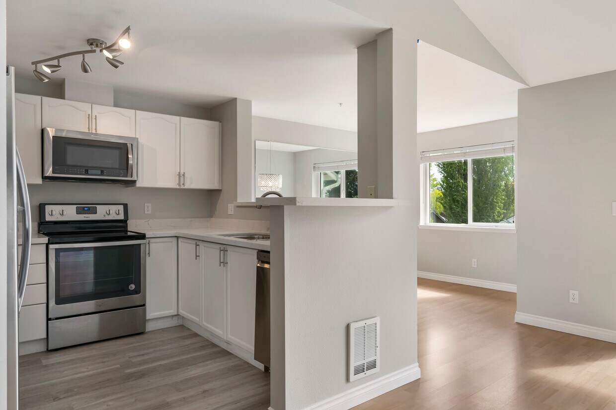 Foto principal - 9910 NE 137th St