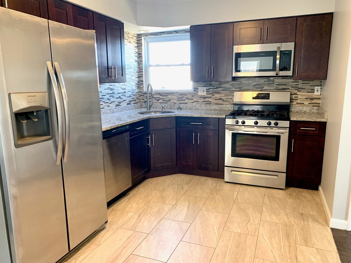 1987 Foreman Pl Unit 1, Merrick, NY 11566 Apartments in Merrick, NY