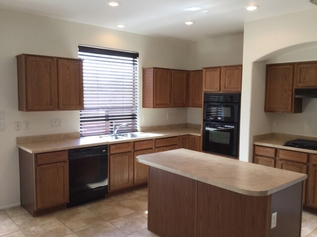 Building Photo - 16089 W Miami Street