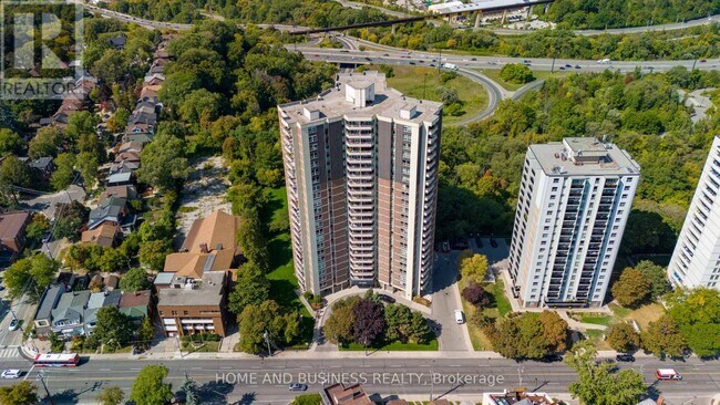 Photo du bâtiment - 980 Broadview Ave