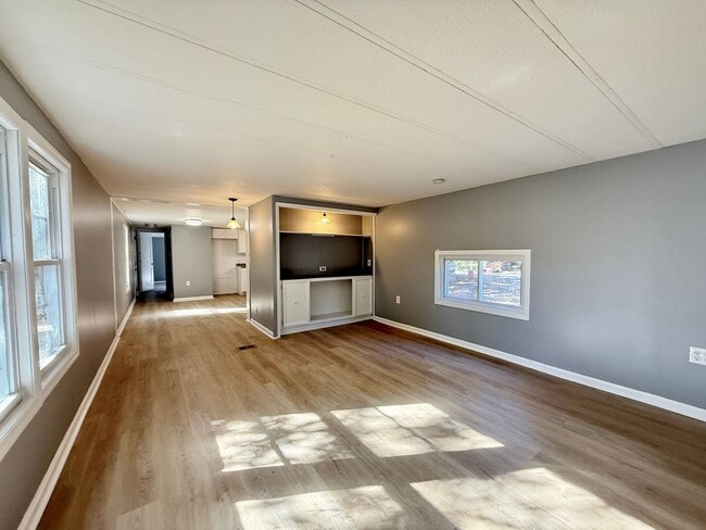 Foto del edificio - Spacious 2 bed, 1.5 bath Home FOR RENT in ...