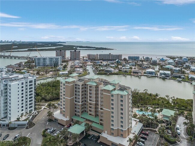 Foto del edificio - 4182 Bay Beach Ln