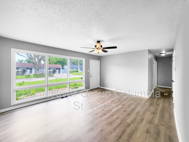 Building Photo - 18 Melvin Dr