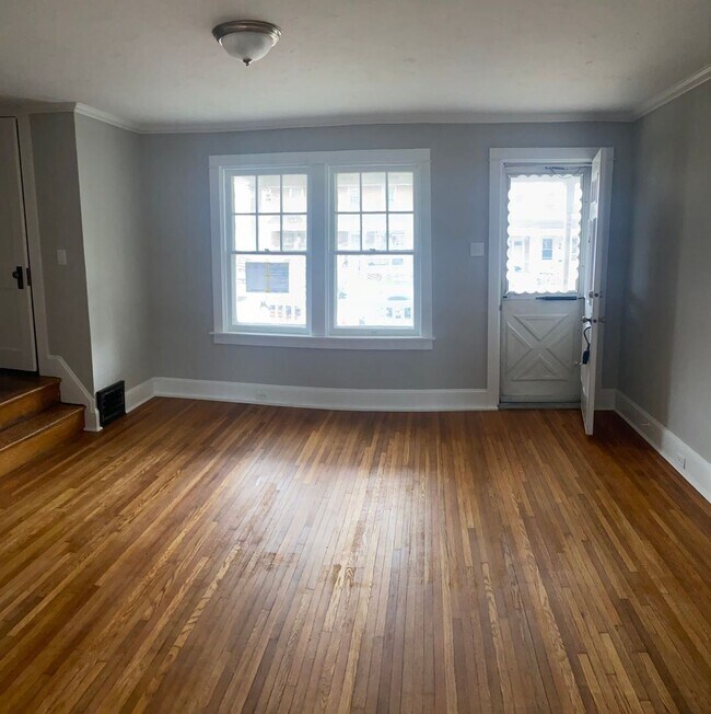 Foto del edificio - 3 br, 1 bath House - 632 THIRD STREET