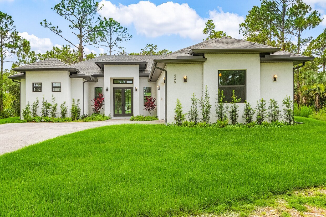 Foto principal - 408 41st Ave NE