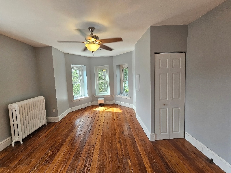 Primary Photo - 142 Sumac St