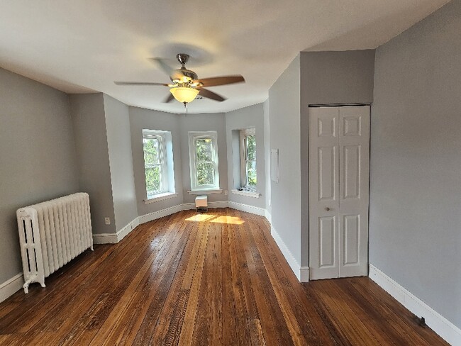 Photo - 142 Sumac St Apartment