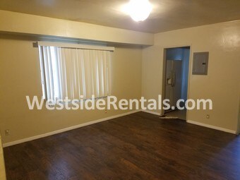 Foto principal - 7325 Sepulveda Blvd