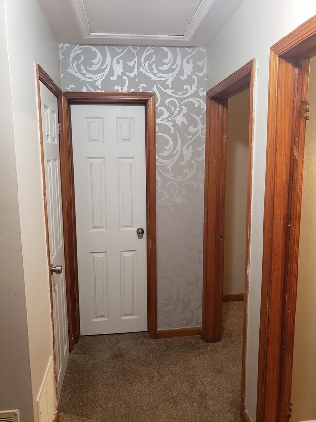 Pasillo - 4115 Eierman Ave