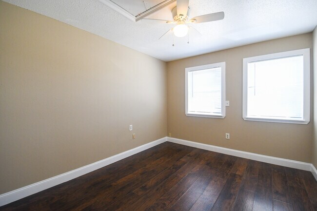 Building Photo - 227 Belle Terre Blvd