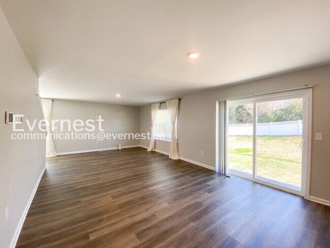 Foto del edificio - 21 Valiant Ct