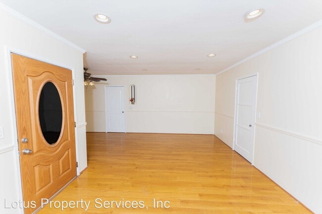 Building Photo - 2 br, 1 bath House - 4918 Doreen Ave