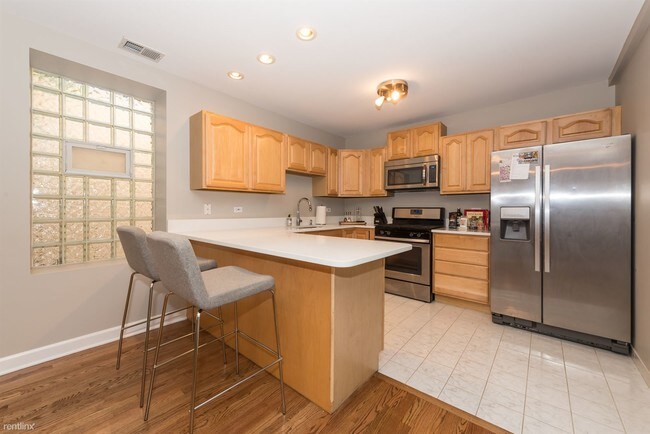 Foto del edificio - 2539 W Walton St