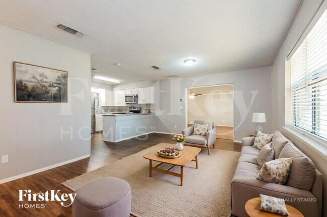 Foto del edificio - 2813 Silver Meadow Ln