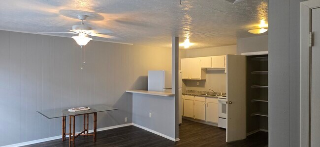 Building Photo - 3318 Chaffin St