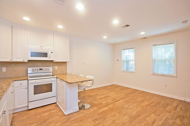 Foto del edificio - 404 P St NW