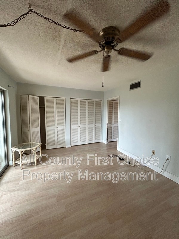 Building Photo - 951 79th Ave N