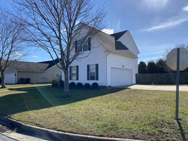 Building Photo - 256 Fiddlers Knoll Ct
