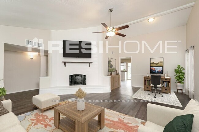 Foto del edificio - 2725 Hackberry Ln