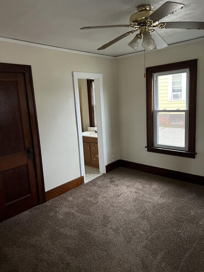 Foto del edificio - 1204 N 14th St