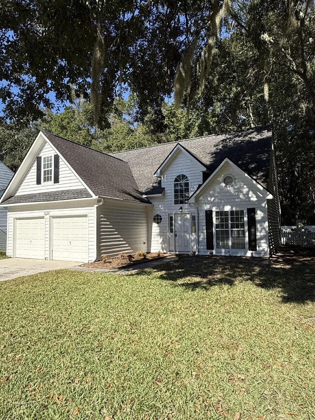 Charming 4 BD Mt. Pleasant Home in Desirab... - Charming 4 BD Mt. Pleasant Home in Desirab...